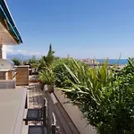 Albion - Luxurious 3 Bedrooms Large Terrace Parking Ac アパート